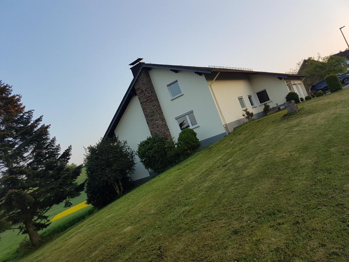 Ferienwohnung Haus Abrioux Zur Falkenlay 바트베르트리흐 외부 사진