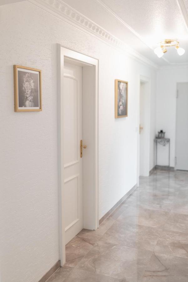 Ferienwohnung Haus Abrioux Zur Falkenlay 바트베르트리흐 외부 사진