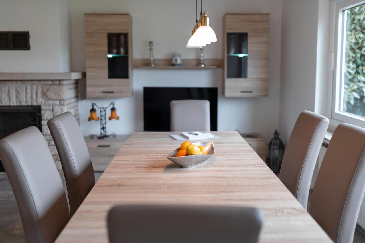 Ferienwohnung Haus Abrioux Zur Falkenlay 바트베르트리흐 외부 사진